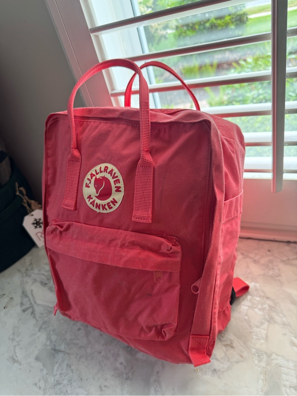 Fjallraven Kånken Backpack in Coral Red + Rain coat (Retail $95 + $25) - Picture 2 of 7
